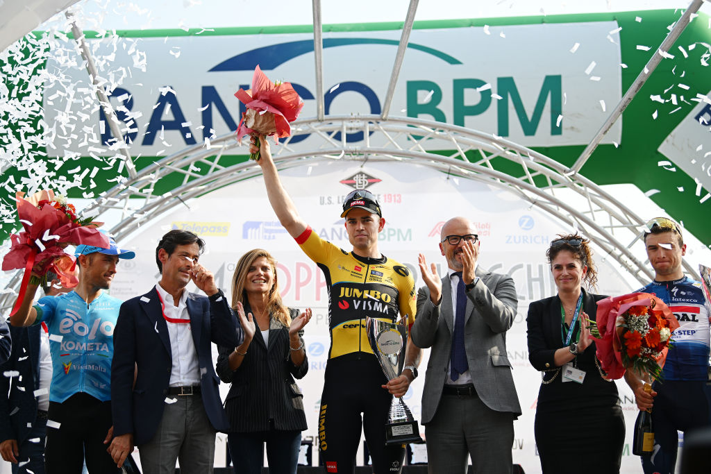 Coppa Bernocchi 2023 : Wout van Aert célèbre sa victoire dans la Classique italienne d'automne