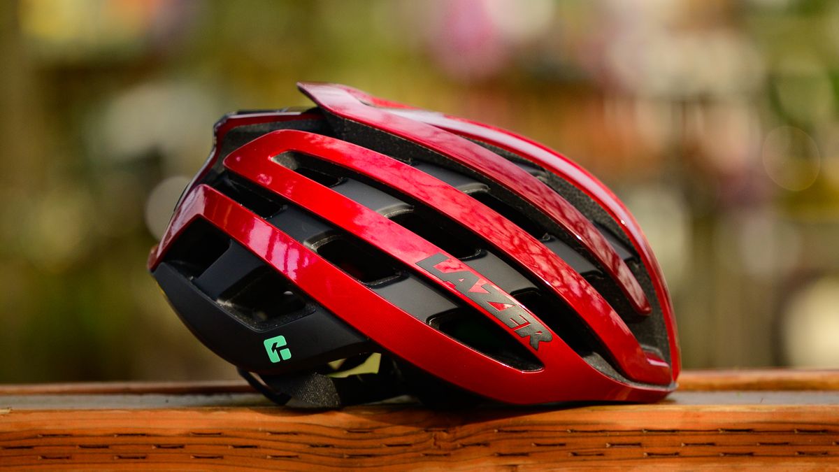 Test du casque Lazer Z1 Kineticore : Un nouveau roi léger