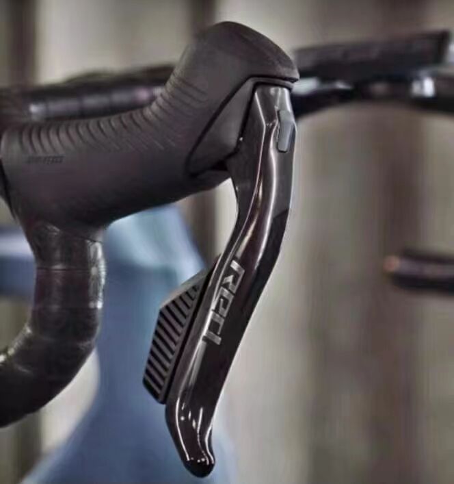 détails du nouveau joint SRAM Red