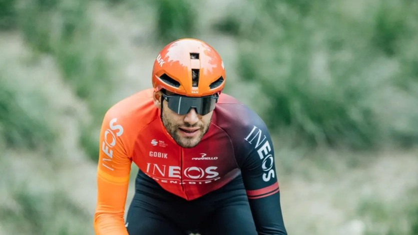 Filippo Ganna porte un nouveau casque Kask