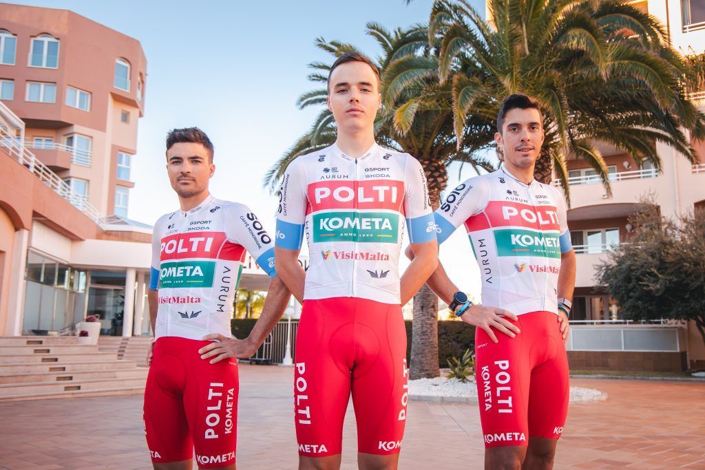 The riders show off the 2024 Team Polti-Kometa racing kit