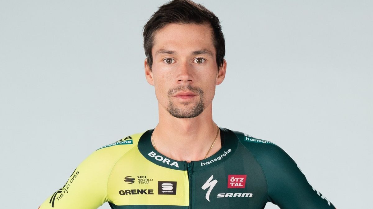 Primoz Roglic présente pour la première fois le kit Bora-Hansgrohe