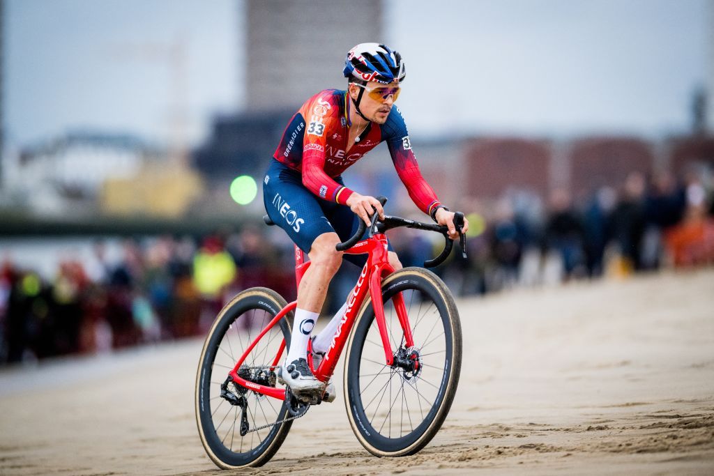 Tom Pidcock fell victim to a last-lap crash at the UCI World Cup round in Benidorm on Sunday