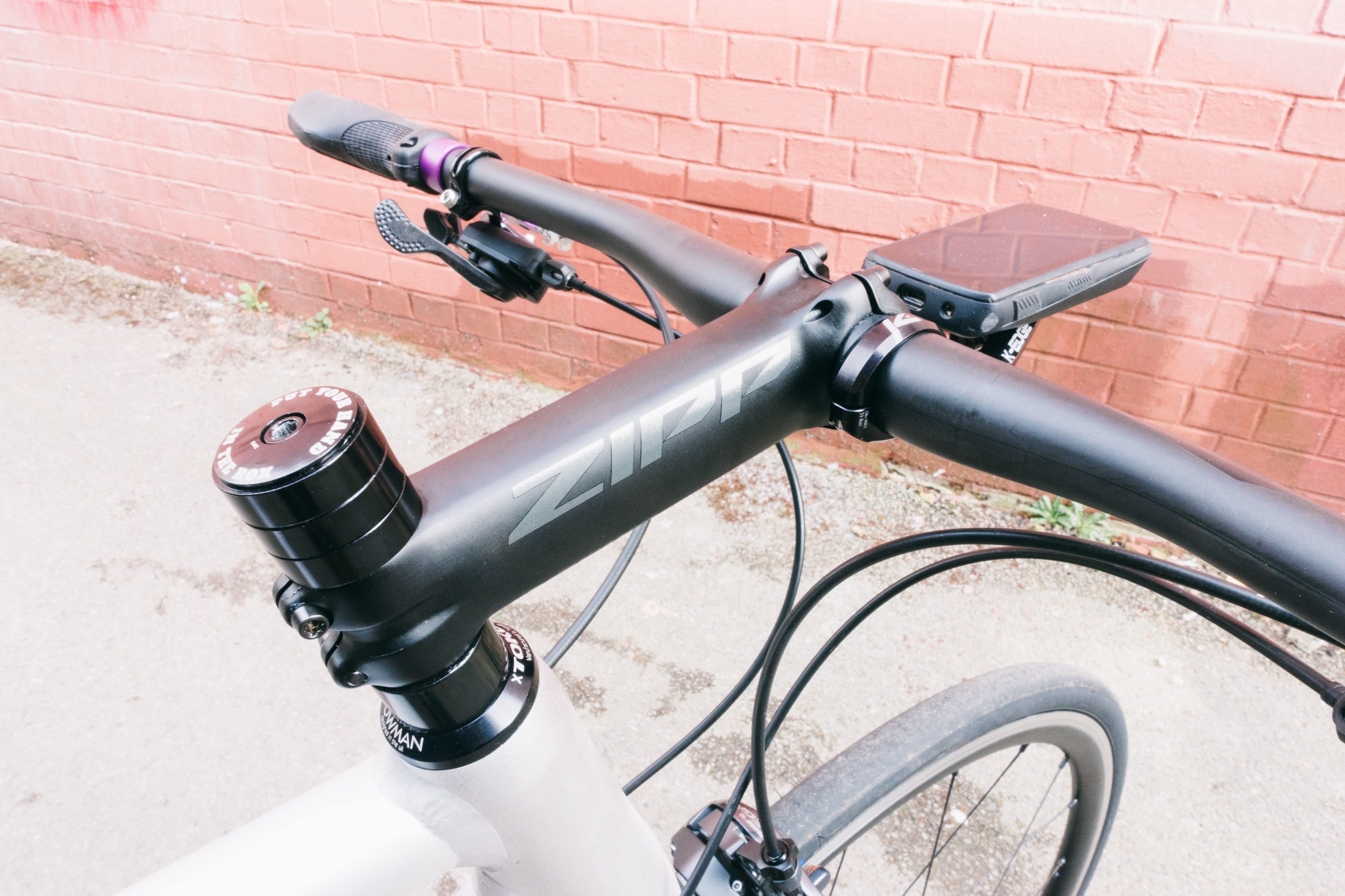 Vélo de route à barre plate, comment faire