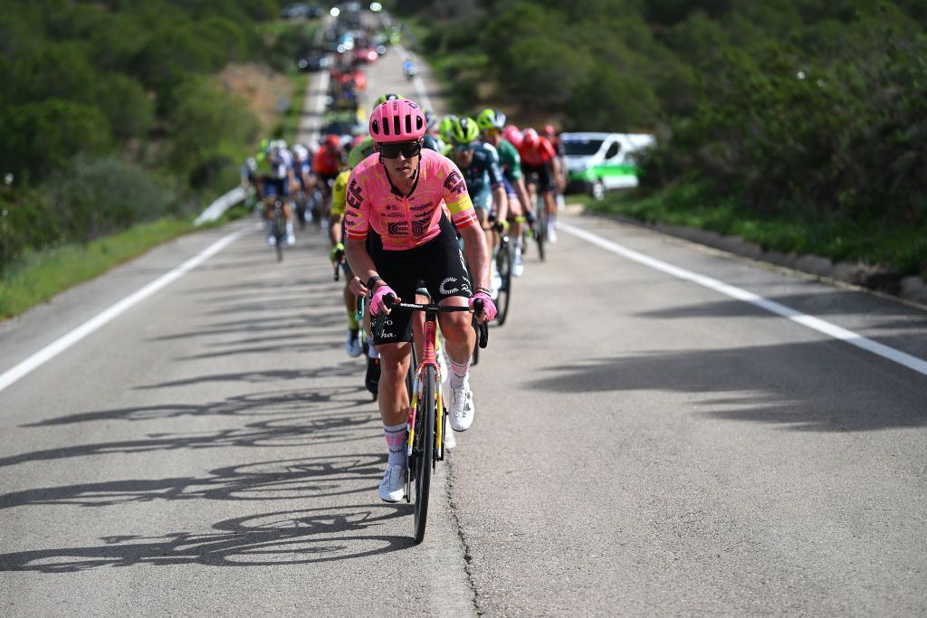 Michael Valgren racing at the Volta ao Algarve em Bicicleta 2024