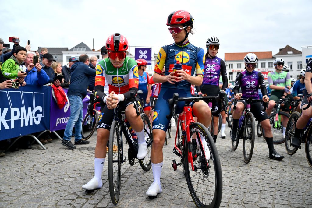 Un accident oblige Lizzie Deignan et Marlen Reusser à abandonner le