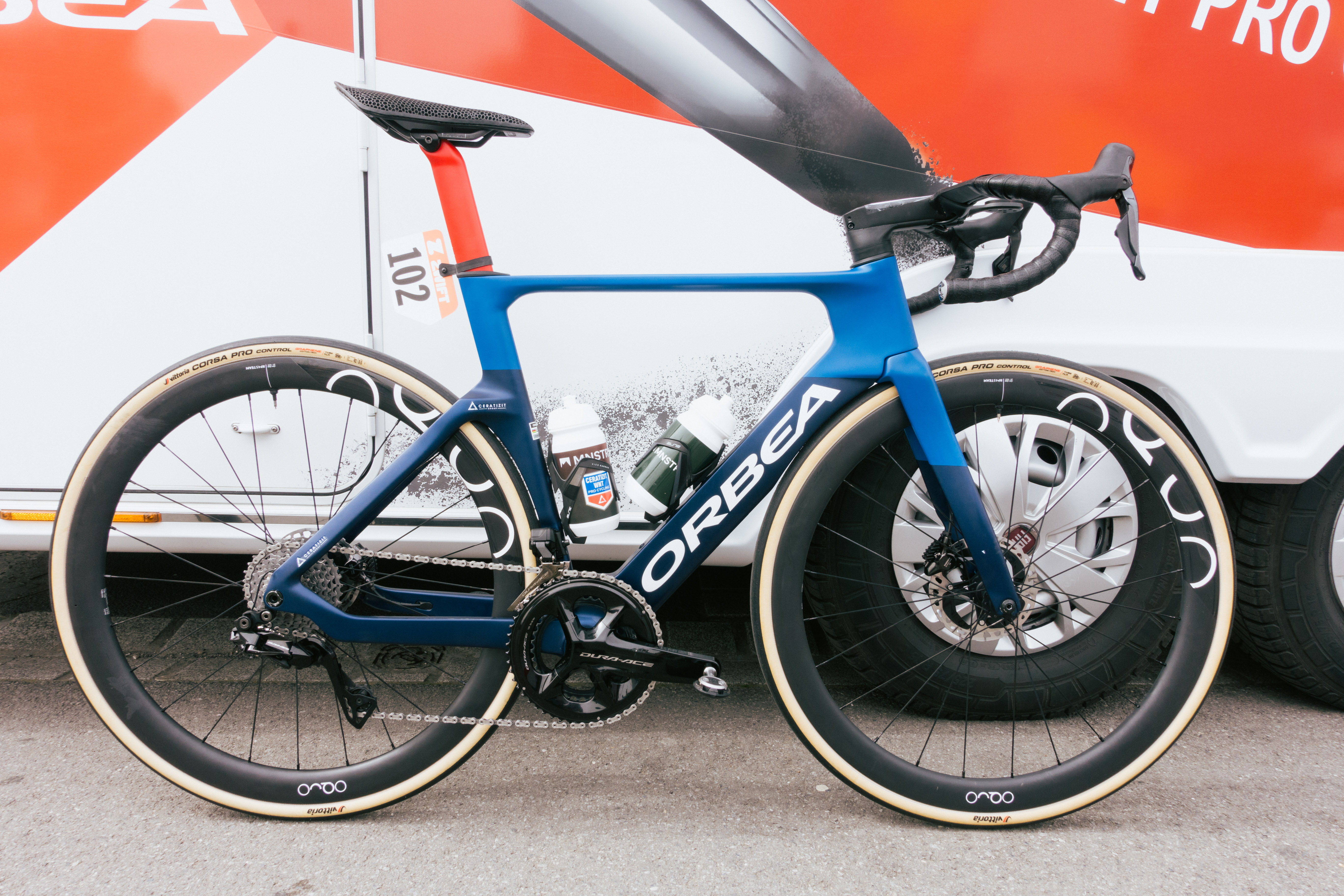 Galerie tech féminine Paris Roubaix