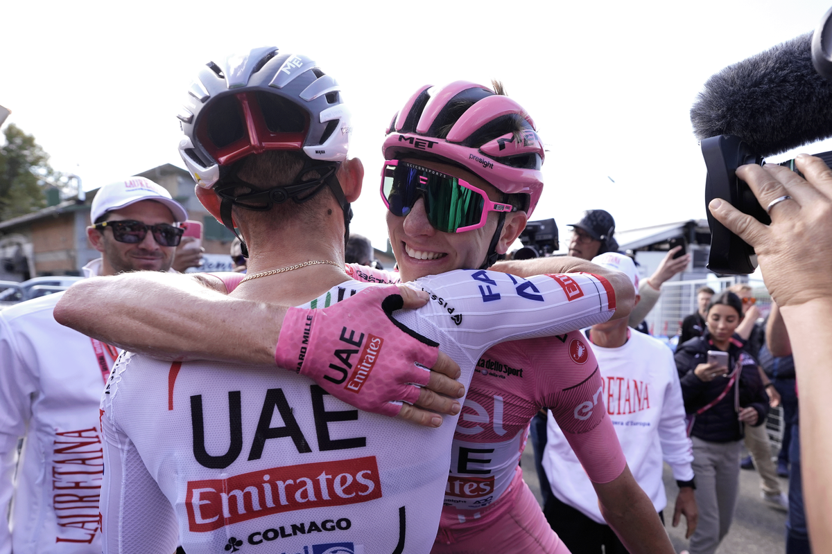 Pogačar celebrates winning stage 8 of the Giro d