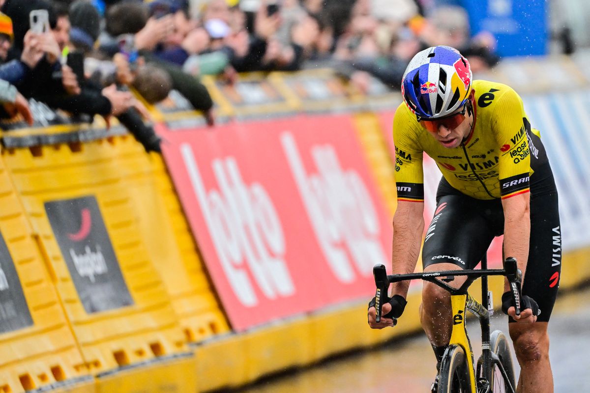 Wout van Aert (Visma-Lease a Bike) stars in the Dutch squad