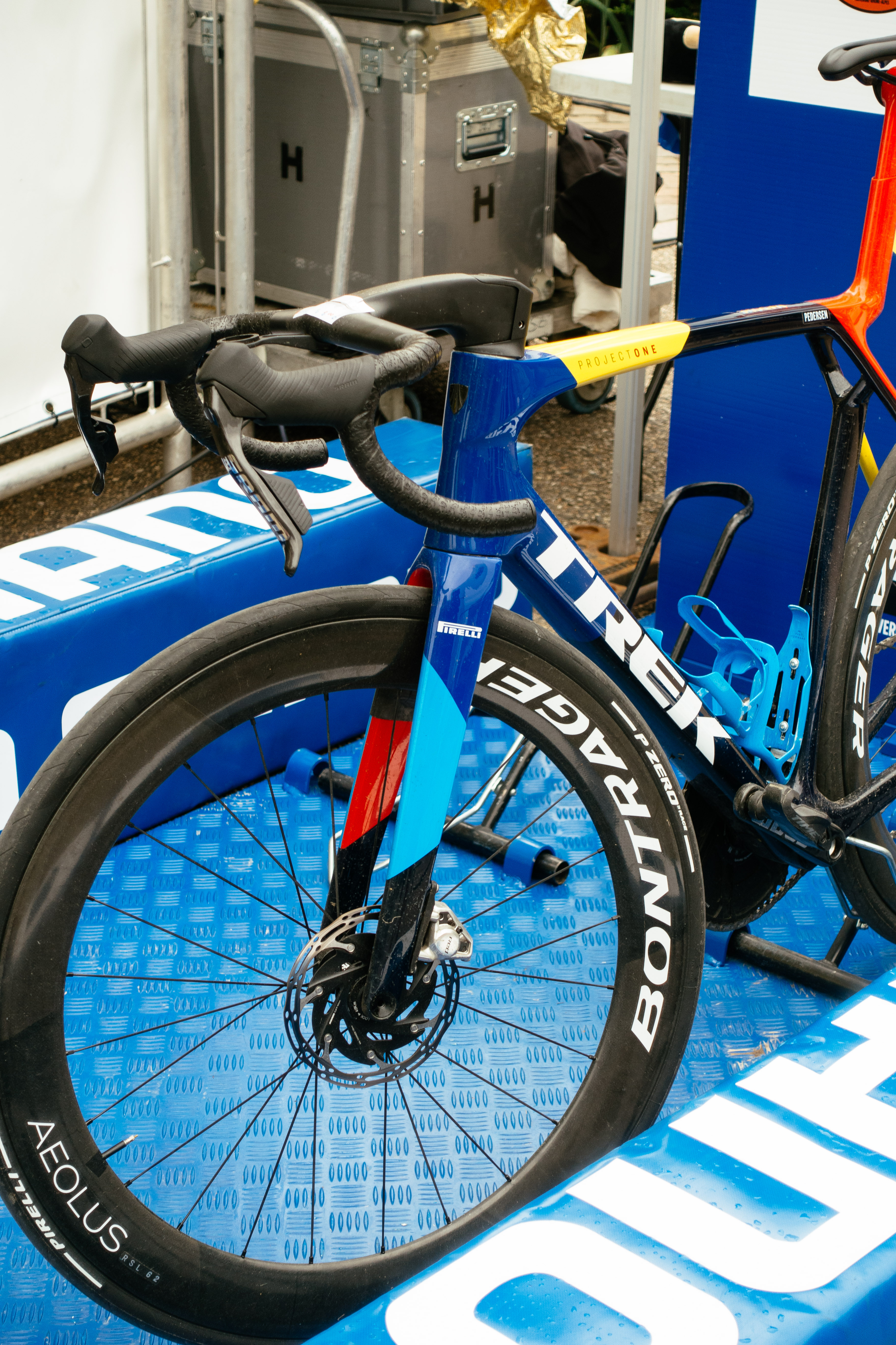 Le nouveau vélo de Mads Pedersen