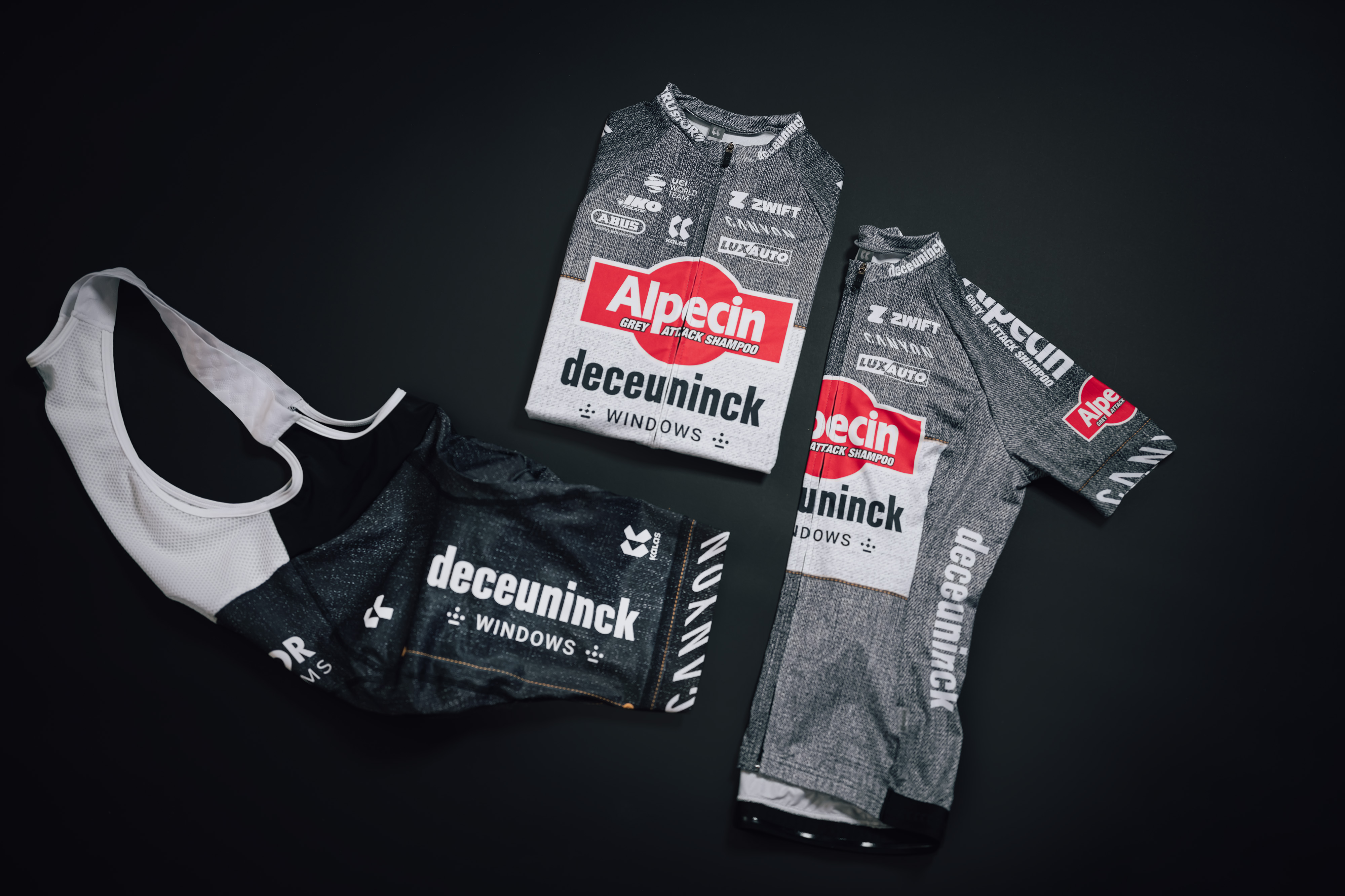 Tenue spéciale Tour de France 2024 d'Alpecin-Deceuninck