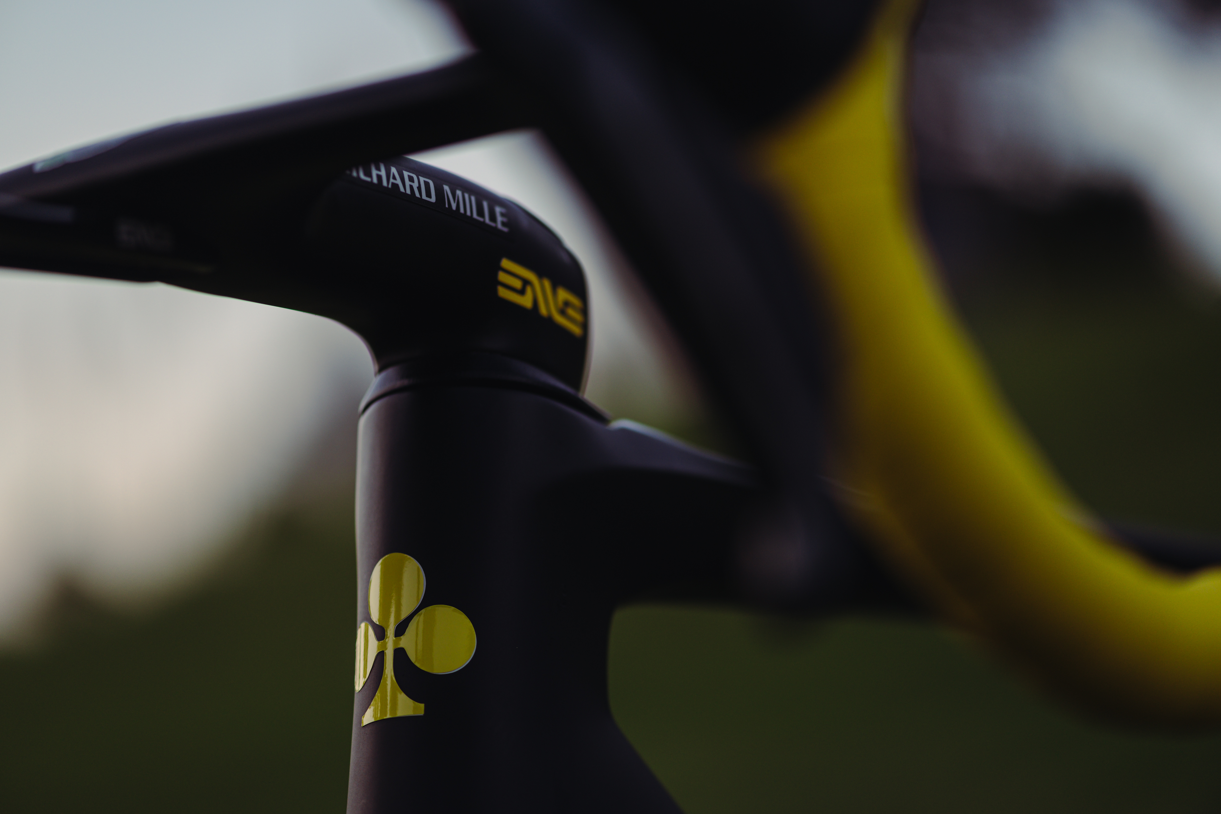 Le Colnago V4RS jaune 2024 de Tadej Pogacar