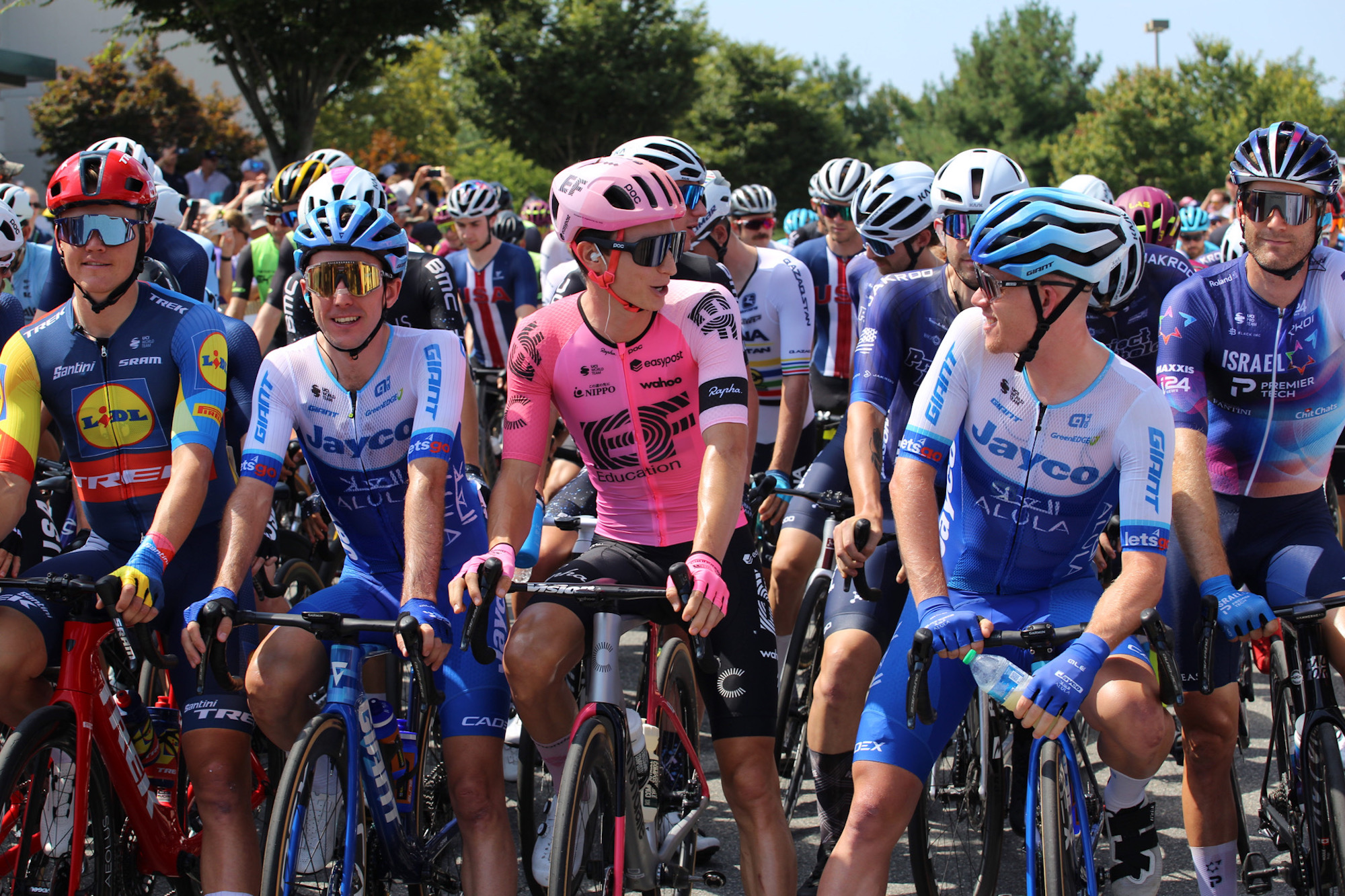 Americans Powless and Craddock having a chat at the start line after getting call-ups.