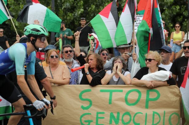 Israël-Premier Tech non invité de la course italienne The Giro Dell'emilia sur les «problèmes de sécurité» des manifestations pro-palestine