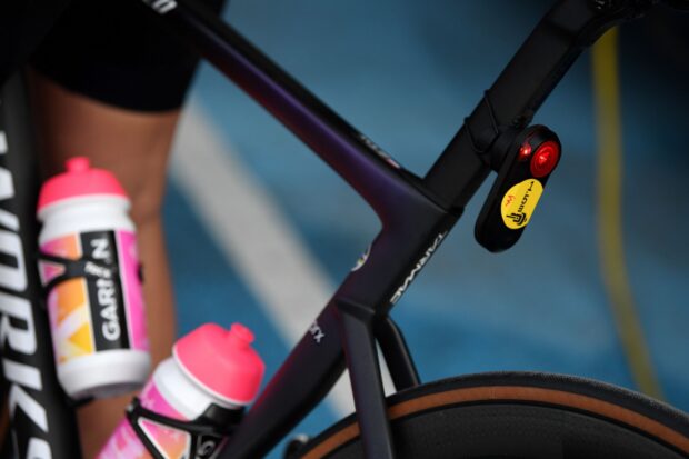 Vous n'avez pas besoin de 800 £ de gadgets pour faire du vélo - le vélo doit être peu coûteux et accessible