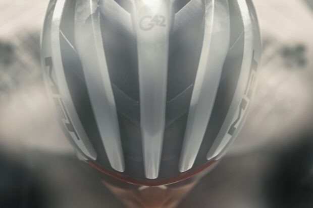 Le casque Met Trenta 3k Carbon, vainqueur du Tour de France de Tadej Pogačar, est enfin lancé au public