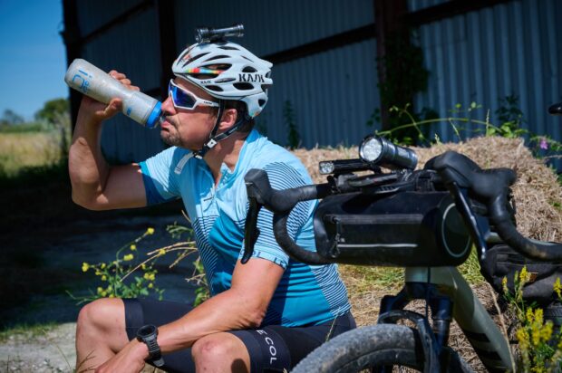 "C'était un grand 'à vous' pour la société moderne' : comment le bikepacking peut ramener la vie jusqu'aux os