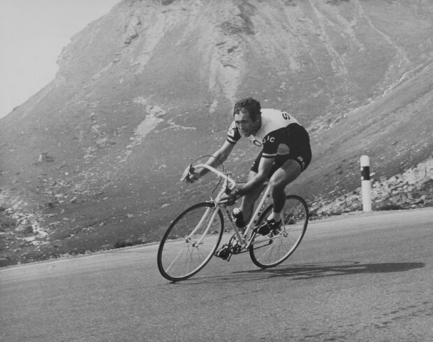 "Rêveur nomade": l'ancien vainqueur de Milan-San Remo est décédé à l'âge de 83 ans