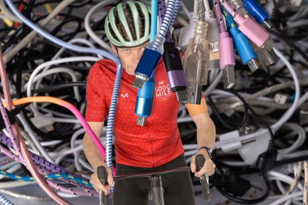 « Quand je rentre d'un trajet, je dois maintenant effectuer un audit de charge des appareils électroniques » – Dr Hutch sur les périls technologiques du cyclisme moderne