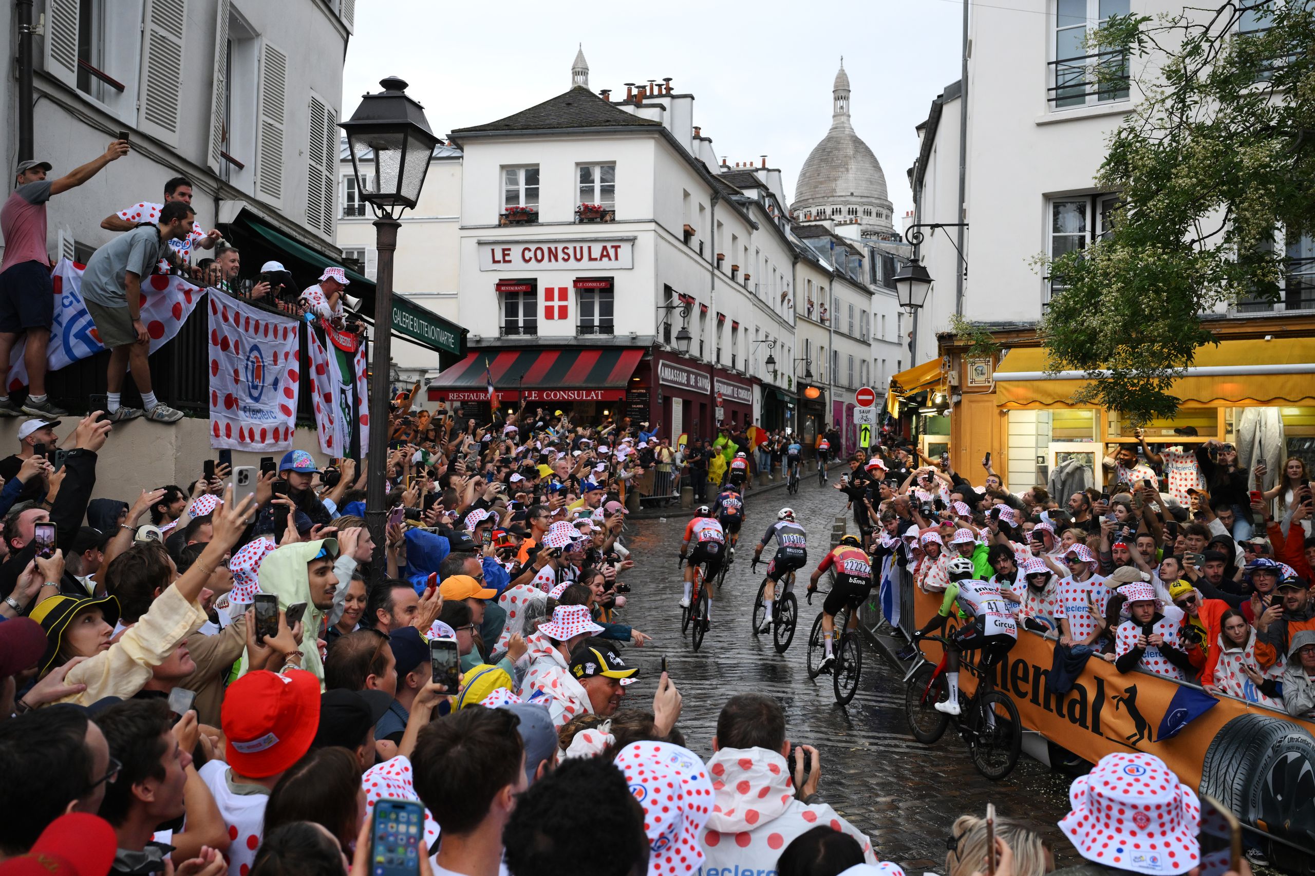 Du Tour de France au JOGLEJOG en passant par une fête de Noël – les moments cyclistes de l'équipe Cycling Weekly en 2025