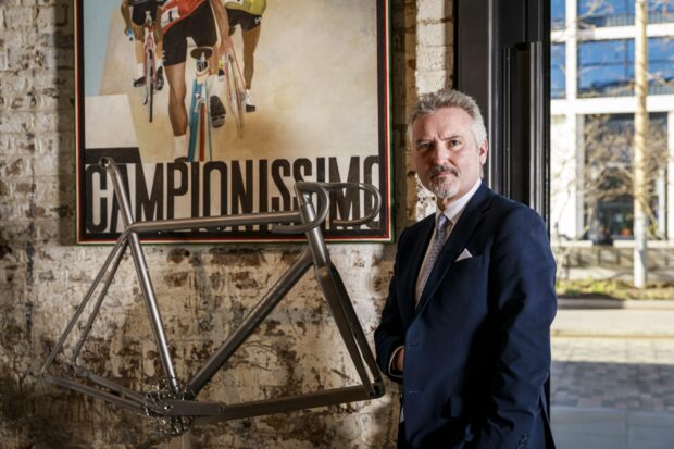 « Une force de stabilisation pendant l'une des périodes les plus charnières » – le président de British Cycling démissionne pour des raisons de santé
