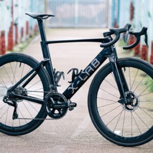 Test du X-Lab AD9 : résiste aux concurrents du WorldTour, mais il n'est pas aussi bon marché qu'on pourrait s'y attendre