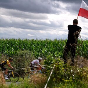 "Sa conduite dynamique signifiait qu'il était parmi les leaders et à portée du podium" - un homme sur un vélo volé poursuivi par la police a failli remporter la course