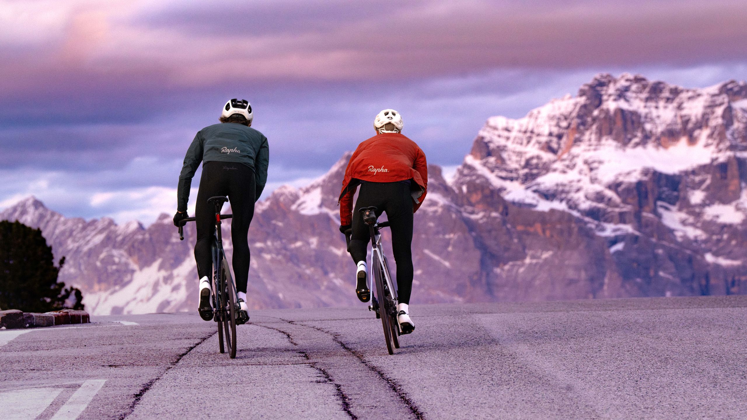 « Ce qui m'a frappé, ce n'est pas à quel point le cyclisme a changé, mais à quel point il n'a pas changé » – Faites évoluer le cyclisme professionnel maintenant, sinon il dépérira, prévient l'UCI par le PDG de Rapha.