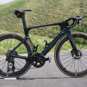 Test du Cervélo S5 2026 : incroyablement rapide, mais d'une conduite déconcertante