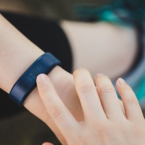 Garmin est-il sur le point de lancer un rival à Whoop ? Son nouveau groupe de fitness pourrait être le plus cher du marché