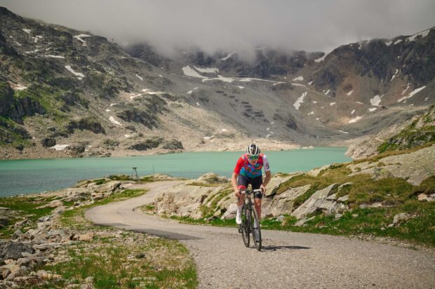 Simon Warren riding in the Austrian Alps