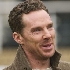 « Mec, tu m'as insulté ! » Benedict Cumberbatch arrêté par un autre cycliste pour avoir apparemment allumé des feux rouges