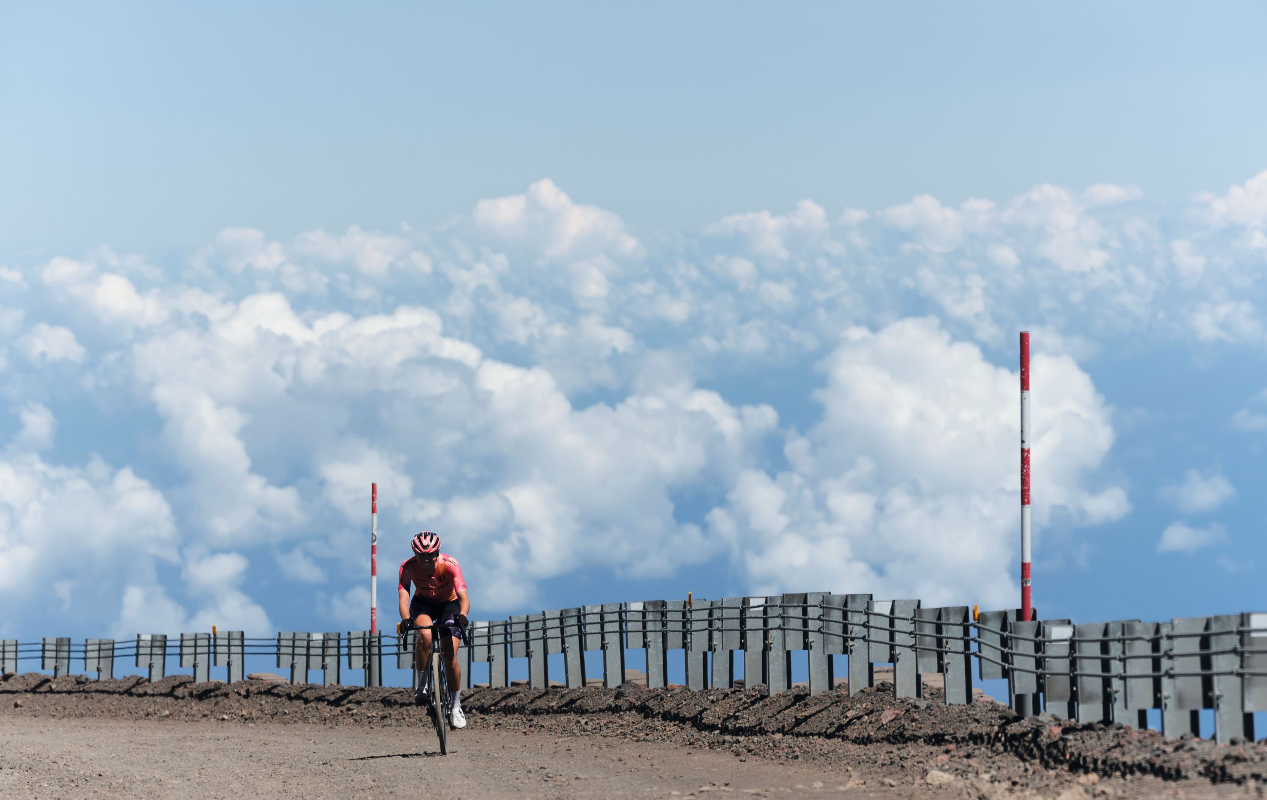 « Tenter de gravir le Kilimandjaro en une journée, c'est élargir ce qui est possible – pas seulement sur la montagne, mais dans la vie » : Hannah Otto veut devenir la femme la plus rapide à gravir le mont Kilimandjaro en une journée