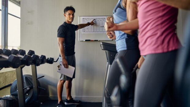 Oubliez les compléments coupe-faim : voici ce que conseillent les médecins du sport pour progresser