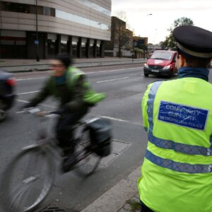 Mes amis ont été arrêtés par la police et on leur a dit qu'ils étaient vulnérables en tant que cyclistes – mais ce sont les conducteurs qu'il faut rappeler.