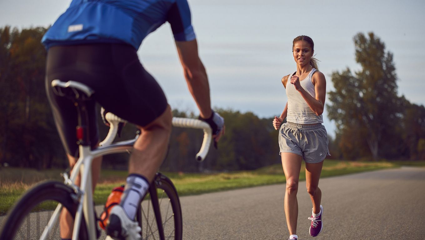 Pourquoi le vélo fait moins mal aux genoux que la course à pied ?