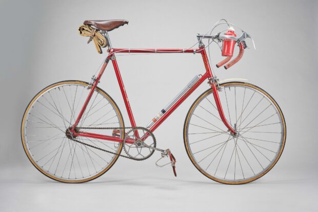 Le vélo sur lequel Ray Booty a franchi la barrière des quatre heures sur 100 miles