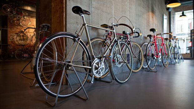 À Saint-Étienne le musée du cycle rouvre avec 200 vélos de course des années 70 exposés