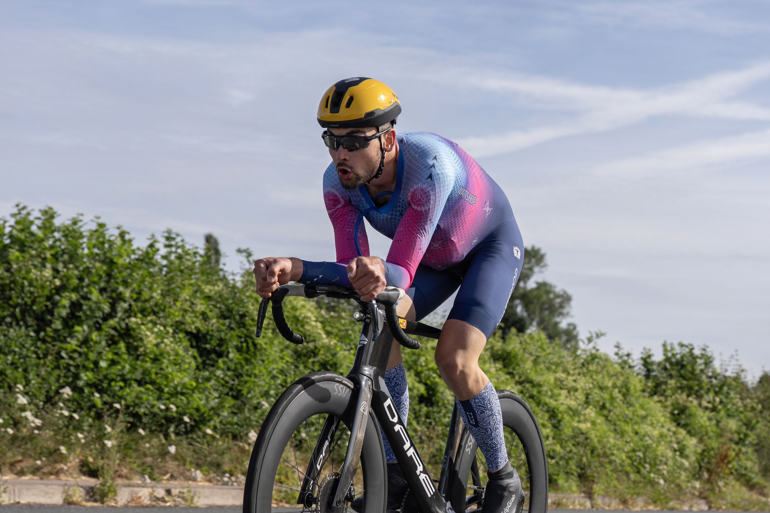« Vous entrez dans un état de fluidité » – Record britannique de vélo de route de 100 milles établi par Dane