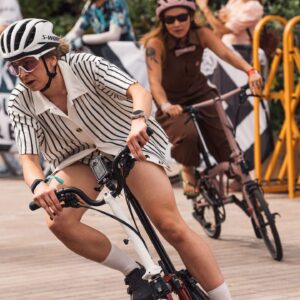 Brompton cache trois billets dorés à travers Londres et rend la location de vélos gratuite pendant une journée