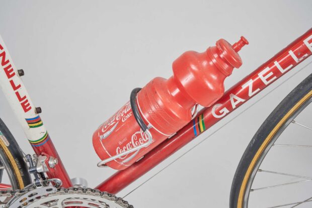 Le vélo qui a contribué à lancer la carrière d'un improbable grimpeur néerlandais