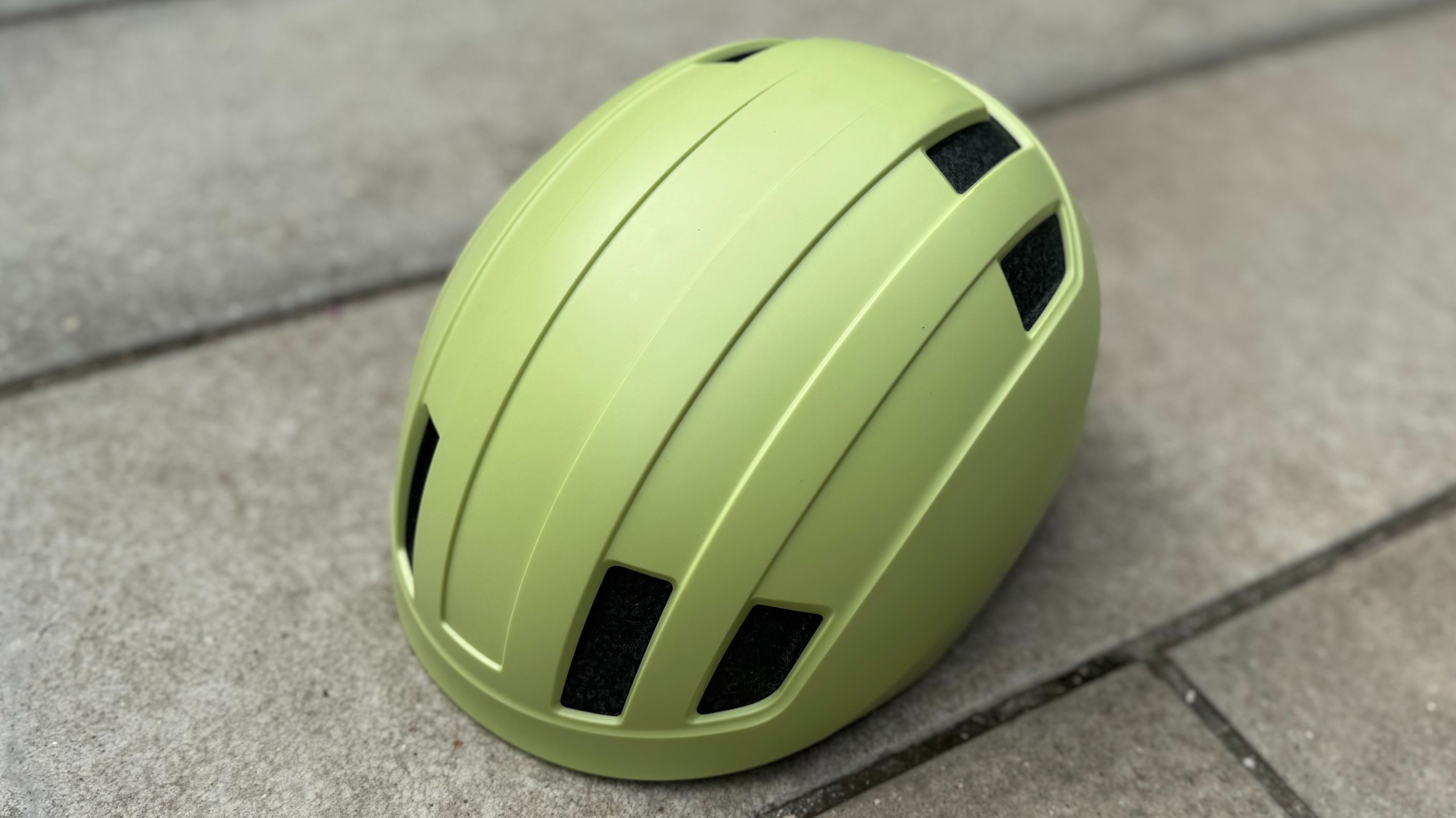 Le casque Lazer Verde Kineticore en Matte Lemongrass