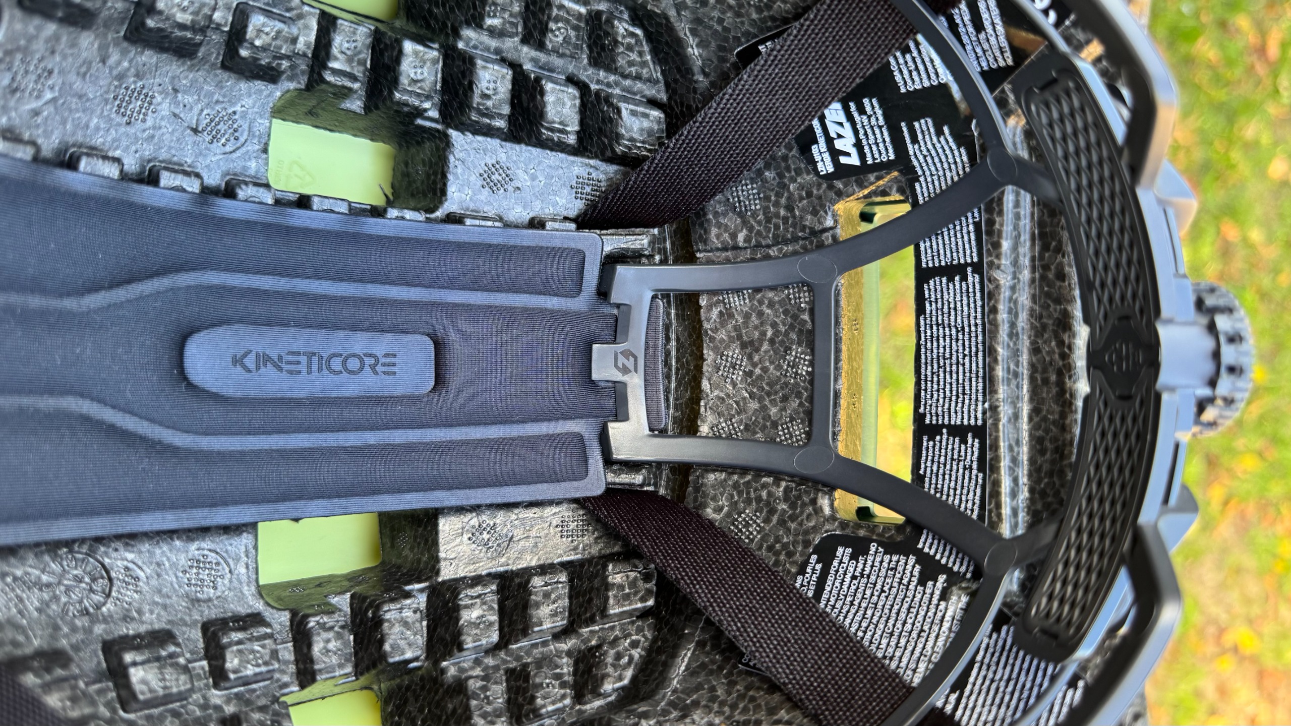 Intérieur et doublure EPS du casque Lazer Verde Kineticore
