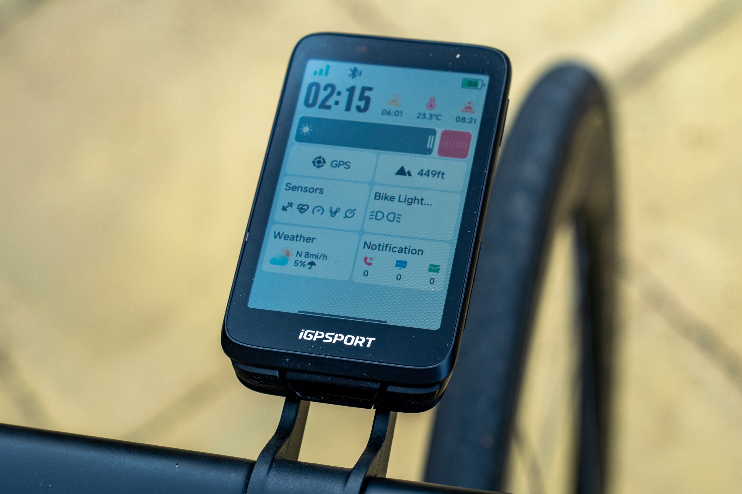 Un ordinateur de vélo iGPSPORT BiNavi