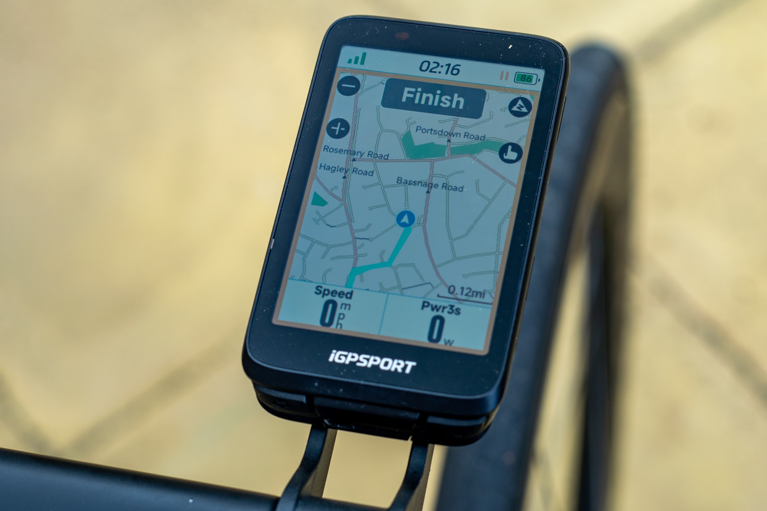 Un ordinateur de vélo iGPSPORT BiNavi