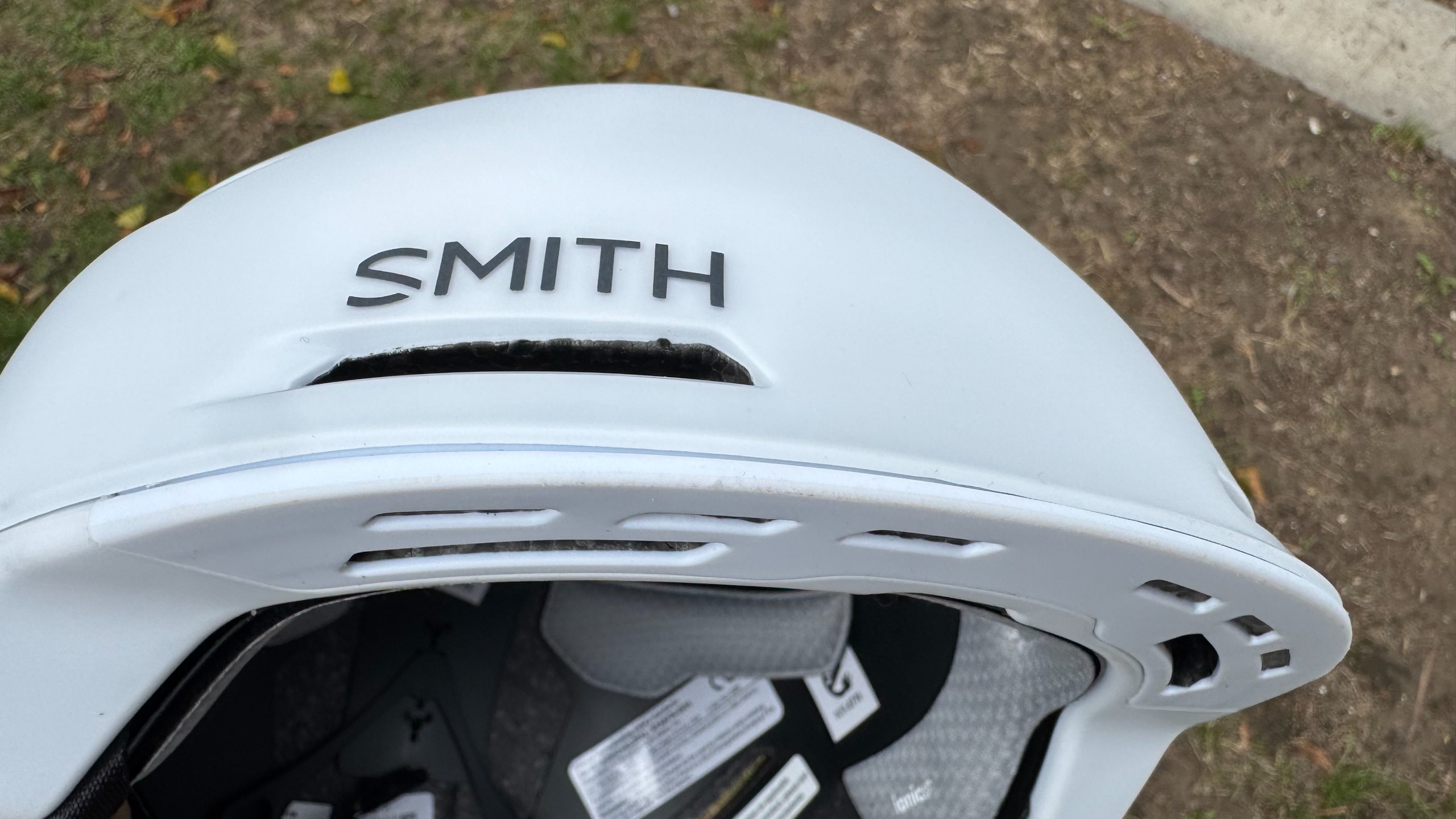 Aérations avant sur le casque Smith Dispatch