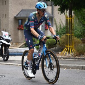 "Le casque lui a définitivement sauvé la vie" – Dylan van Baarle blessé lors d'un incident quelques jours avant son mariage